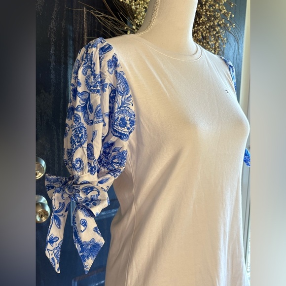 Tommy Hilfiger Cotton White Top with Blue Patterned bow tie Sleeves NWT size S - Picture 3 of 11